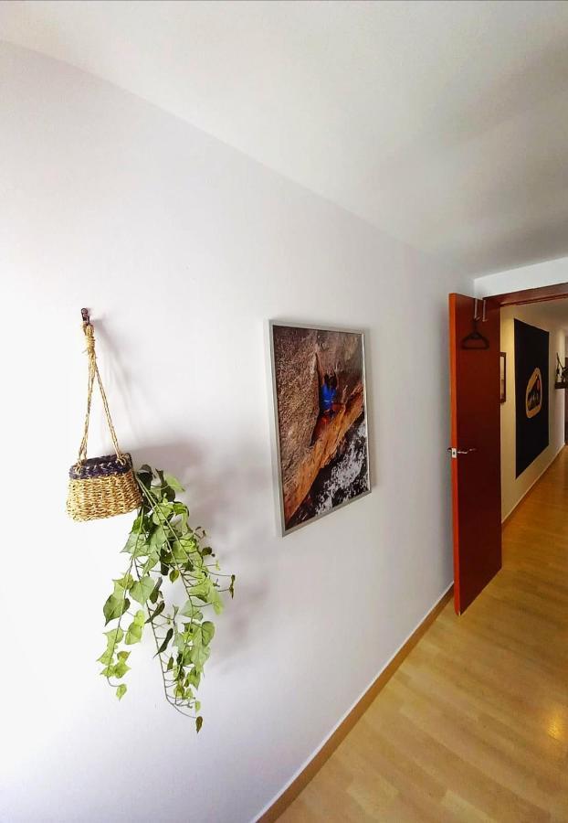 Cornu Karma Apartment Siuranella Cornudella de Montsant Kültér fotó